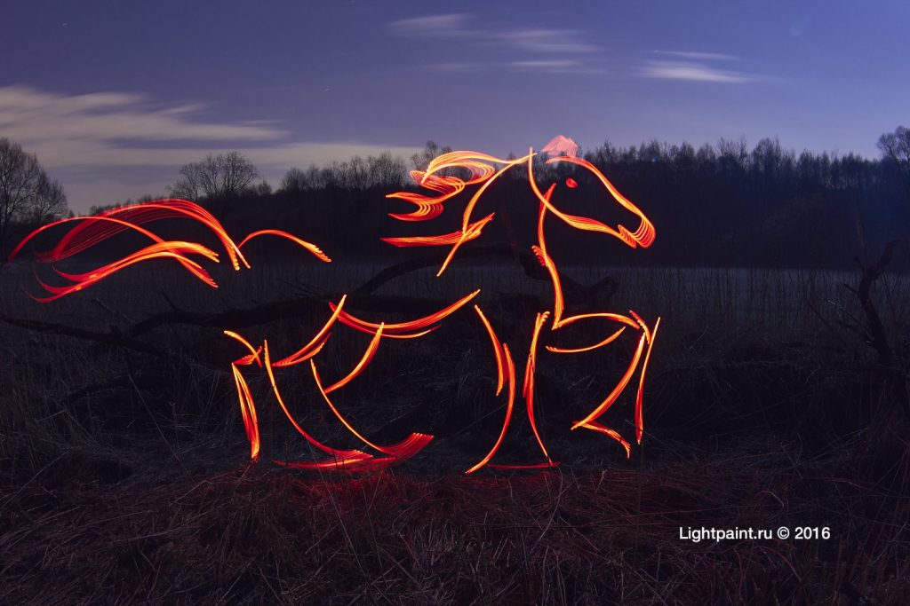 lightpaint horses